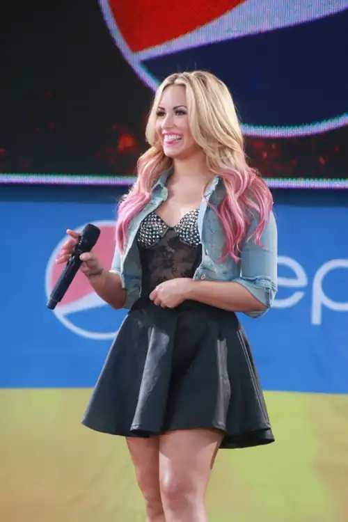 Demi performing and happy (2012)