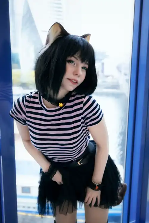 Black cat catgirl