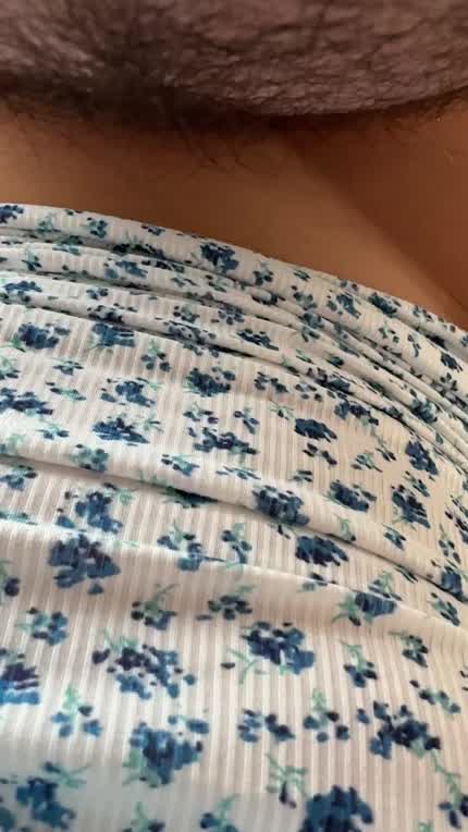 No need for panties when I don’t mind if the cum drips down my leg 