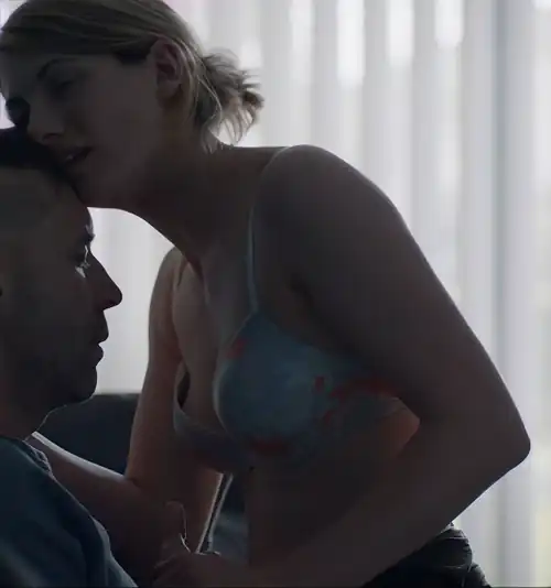 Jodie Whittaker (Journeyman)