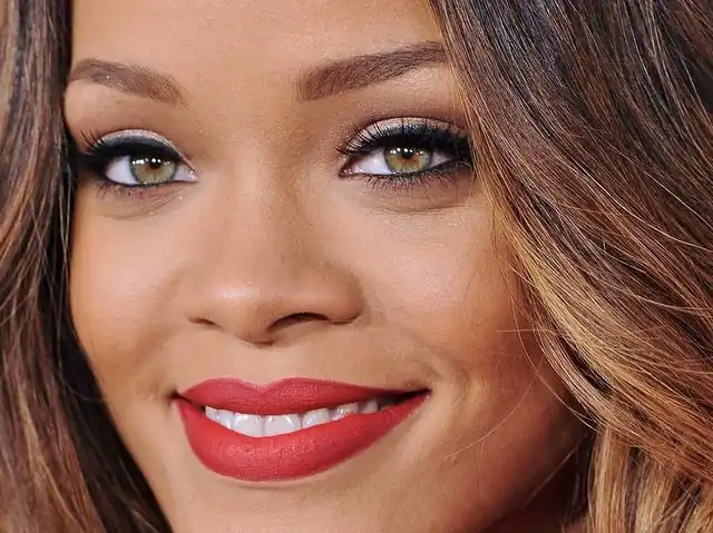 Bro.....look at THOSE FUCKING EYES BRO💀