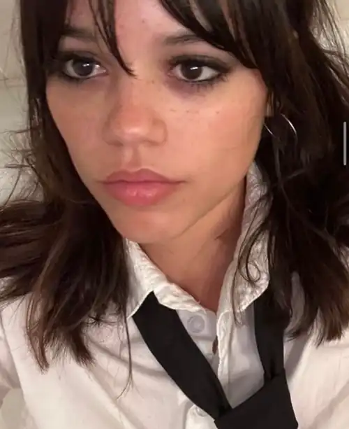I wanna be Jenna’s little bitch!!!