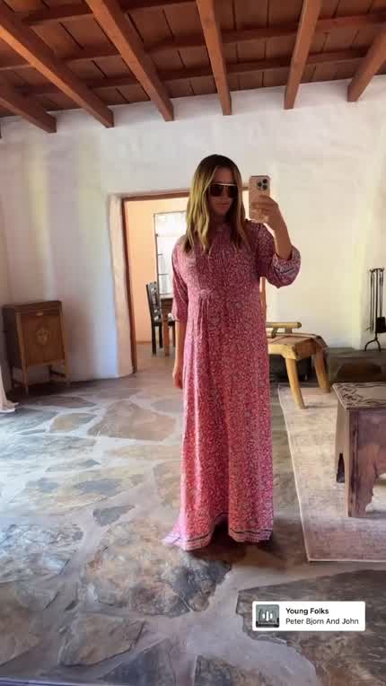 Ashley Tisdale pregnant 