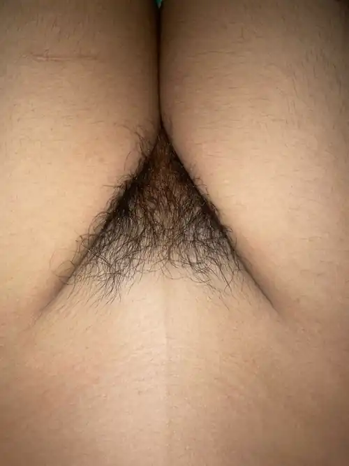 Who’s trying to eat me out 😘