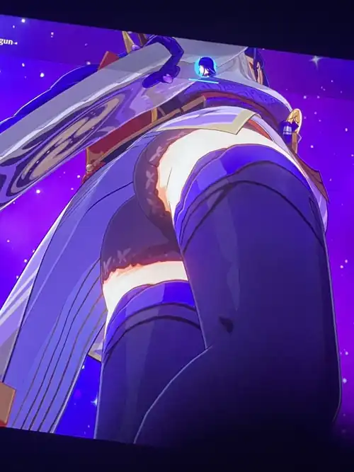 Hehe Hoyo definitely knew what they were doing leaving this glitch in the game in [Genshin)]~🤤