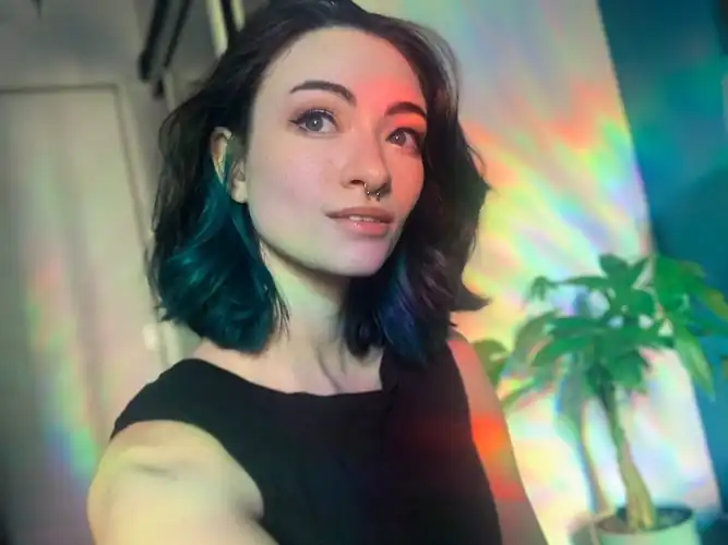 Shades of Dark Matter