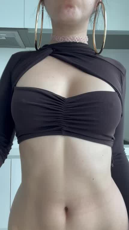 Need a new friend who wants to suck my nipples everytime I’m horny 