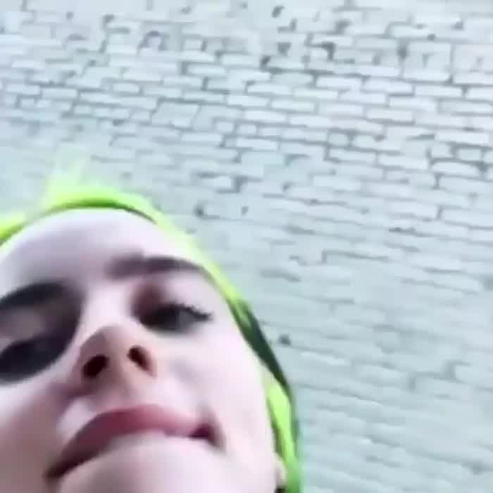 Just dropping that tongue down on you 👅