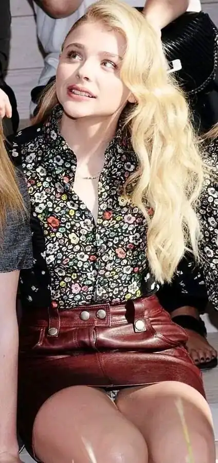 👅
