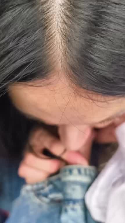 Spicing up bus rides with a little surprise 😉 Who knew travel could be so adventurous and fun! 🚌💋