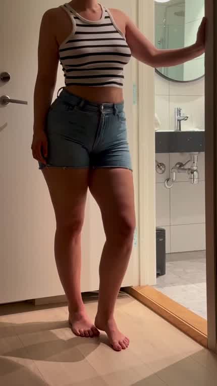 Hey 👋 I'm gonna to send nudes to you as many guys as I can, you wanna be next?