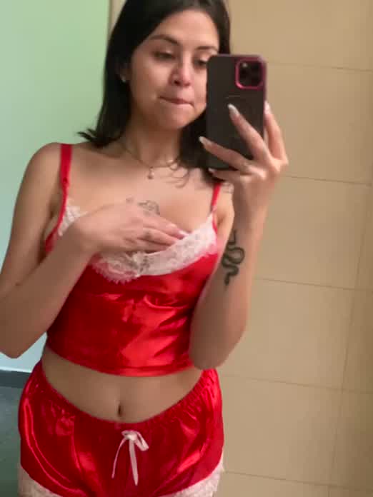 Sending naughty vids to random men on reddit, who’s in?