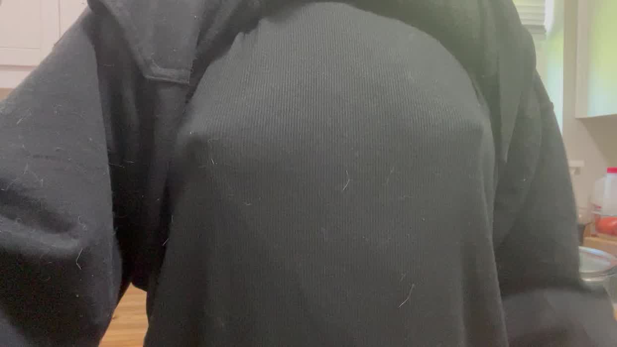 Don’t you love to watch me bounce