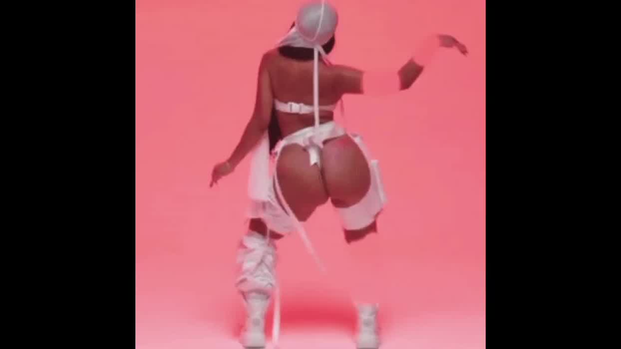 Doja cat ass so fat JOI