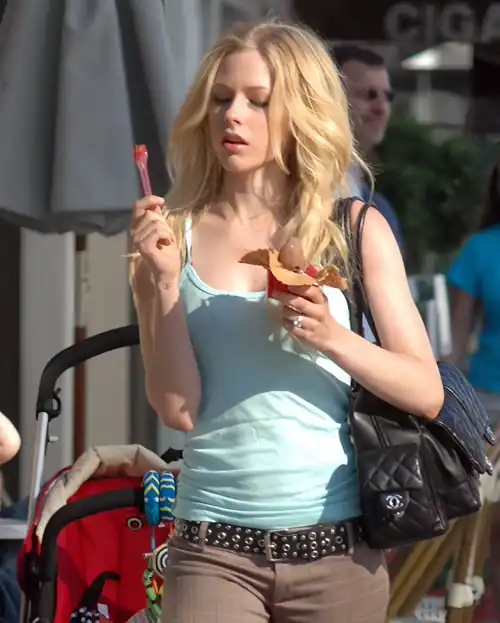 Avril Lavigne