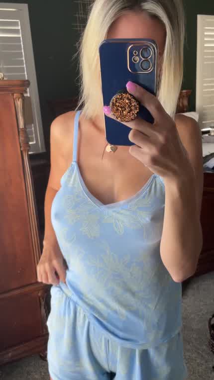 POV: When a mom wakes up and starts her day. 🥰😈