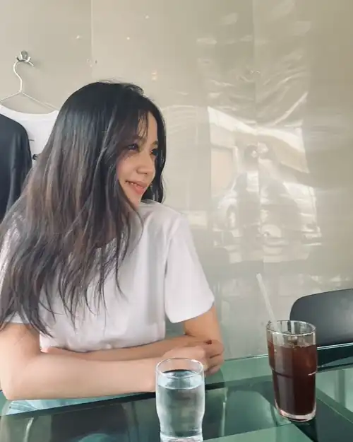 220623 - Jisoo