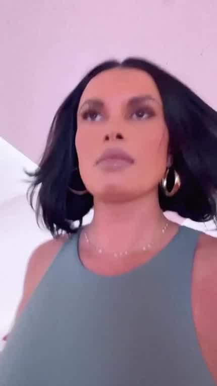 Joy Taylor 
