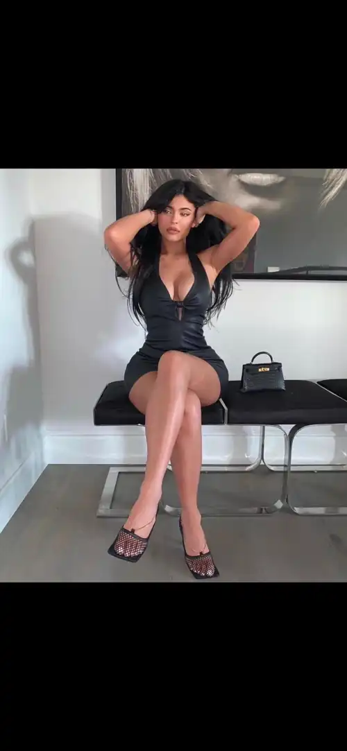 Someone jerk off with me on cam for her