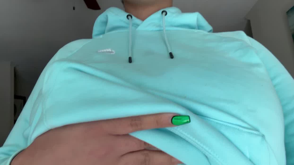 sometimes i just get bored and show my tits