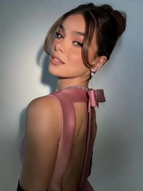 Hailee Steinfeld 
