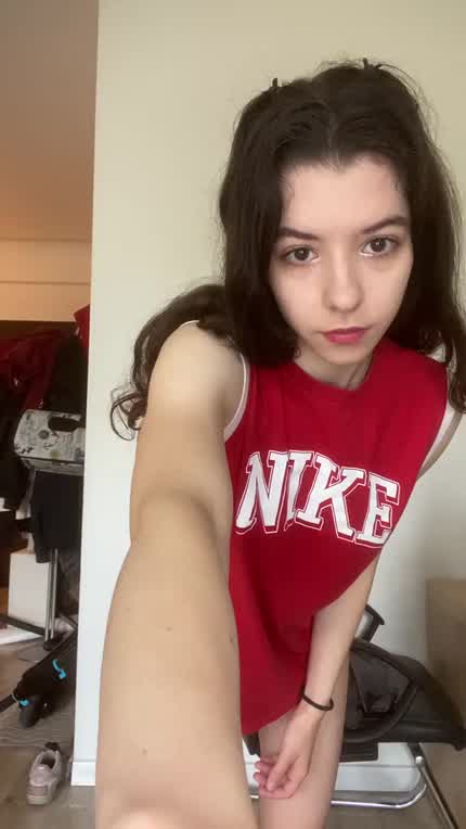 I’m so happy that I have small tits! I really think they suit me so well :)