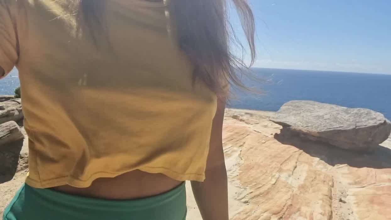 When the wind hits just right 🤭