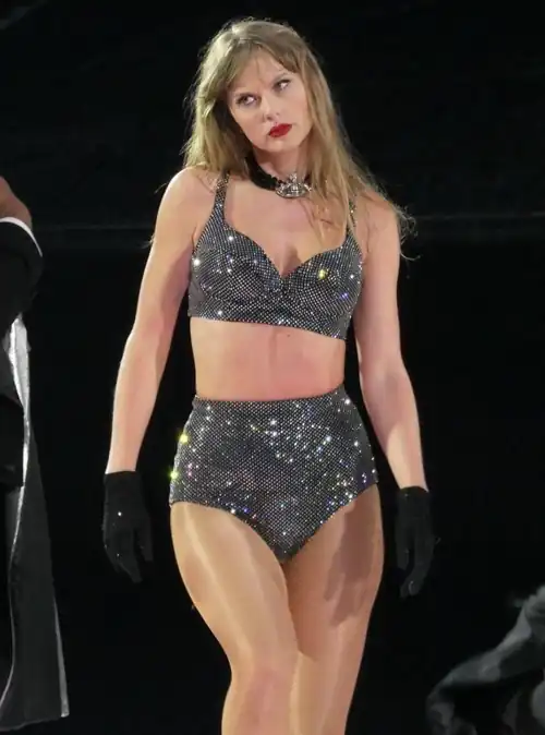 Imagine she looks at you like this