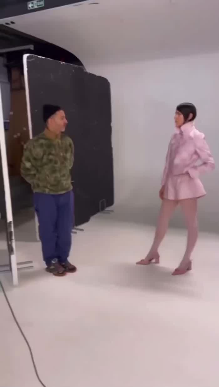 BTS of Daisy's photoshoot for The Rollercoaster Magazine (2024)