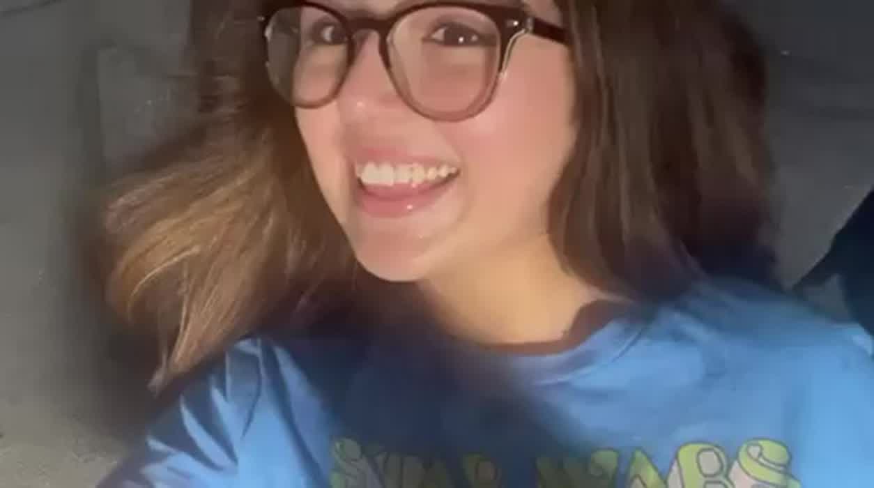 I’ve already got a load on my face but now I want one for my pussy ;) 
