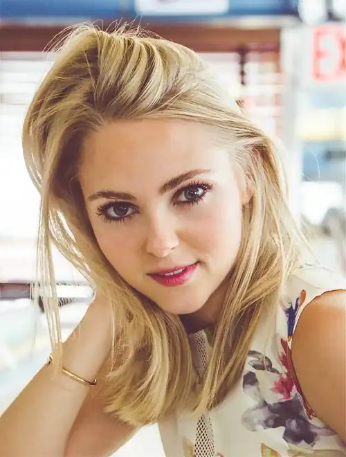 AnnaSophia has pretty eyes