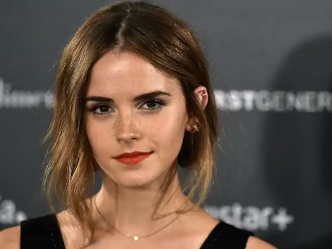 Gorgeous barely begins to describe Emma Watson