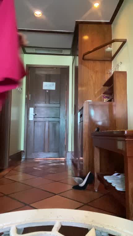 Hope you like pantyless pantyhose