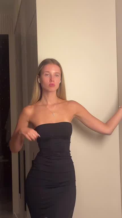Polina Malinovskaya - Long, Slick Black Dress, Part 2 (IG Story Clip)