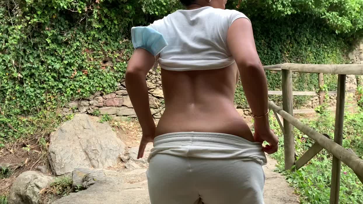 Getting kinky in the forest