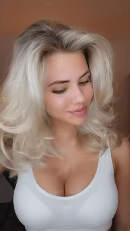 Those Boobs 😍