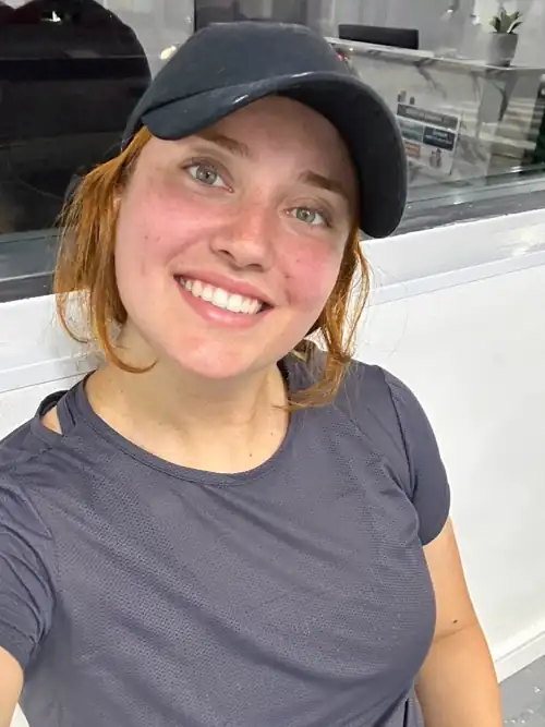 Would you take me on a date? F31