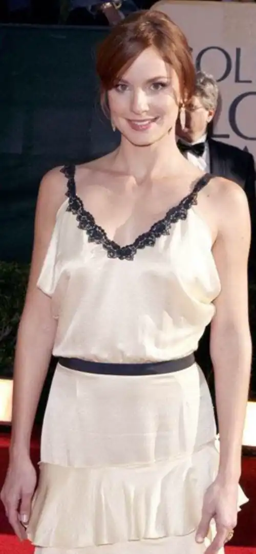 Epitome of sexiness.