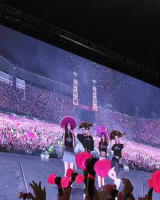 Jisoo IG Update(5) Mexico