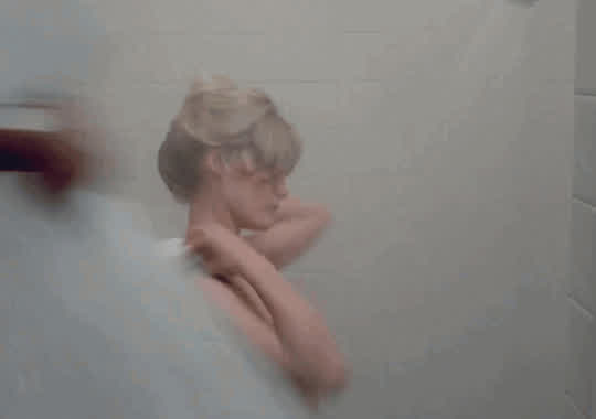 Beverly D'Angelo