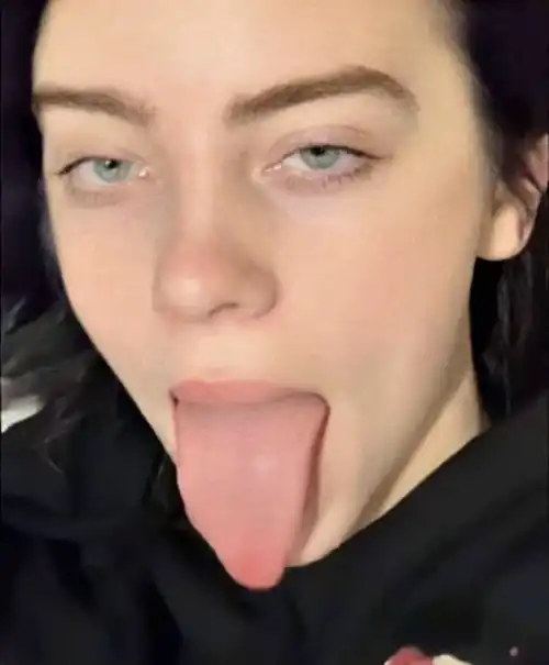 👅
