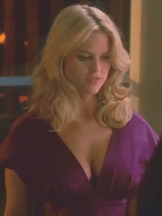 She's Out of My League (2010) Alice Eve as Molly (brightened)