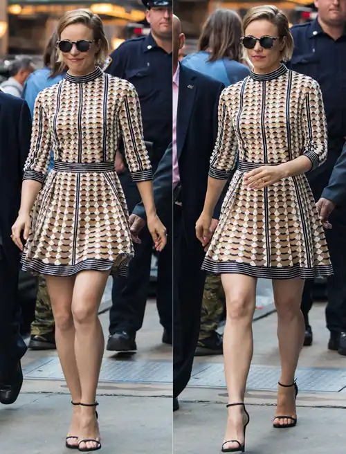 Arriving for 'Good Morning America' - 2015.