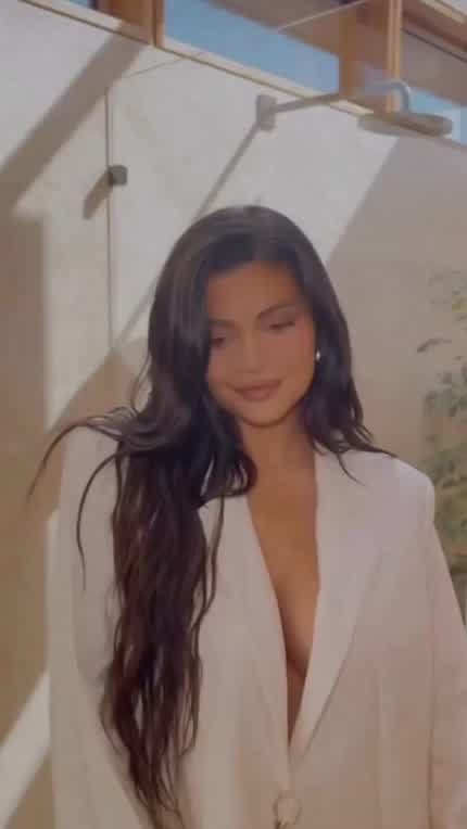 Boss Babe on the menu 