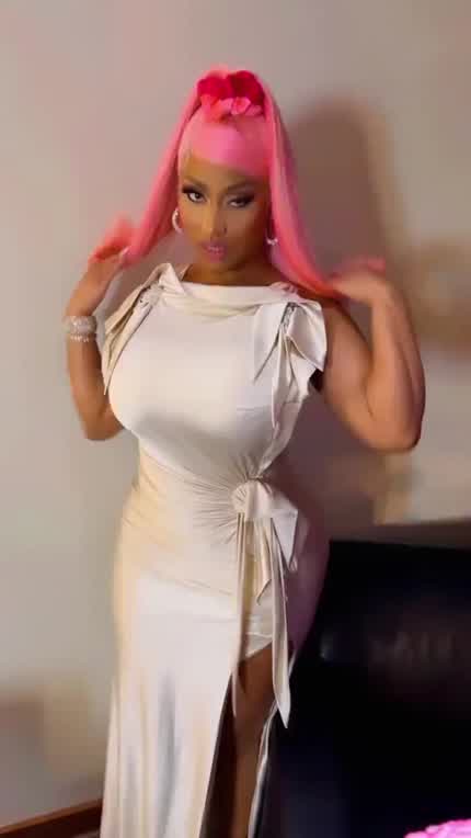 Nicki shares video twerking at the VMA after party