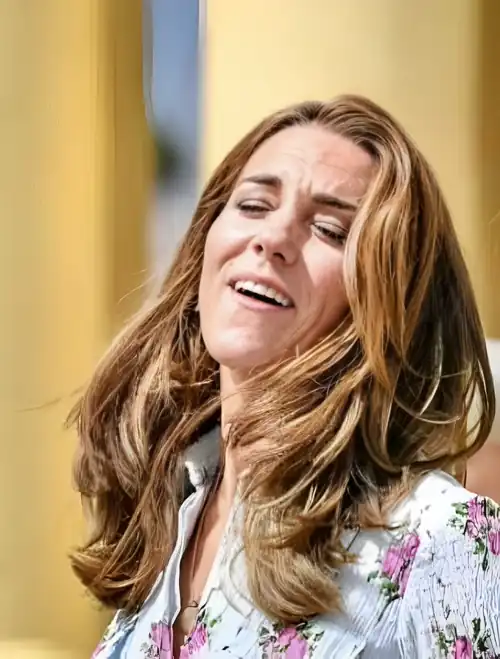Kate Middleton nice expression!