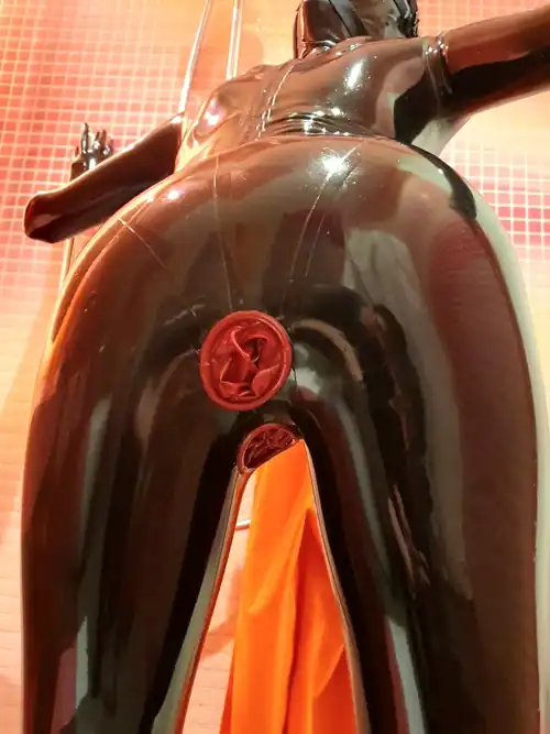 Good morning, sir! (Yes darling, all my latex catsuits have integrated vaginal and anal condoms!)