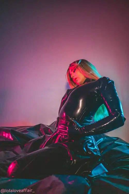 I only get on my knees for good boys