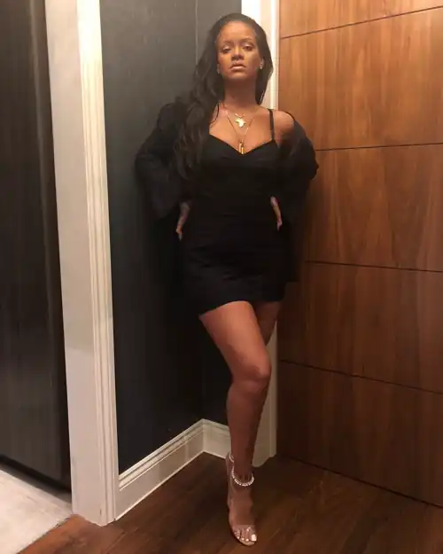 Rihanna toes posing