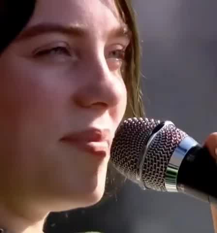 Yesss 👅